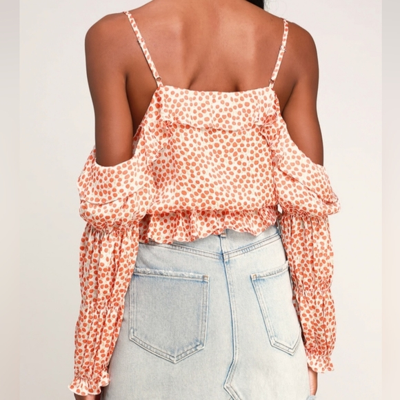 LULU'S Artiste Orange Ruffled Cold Shoulder Top SIZE: XS - Picture 4 of 7